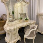 2-19 غرفة نوم كلاسيك أوف وايت